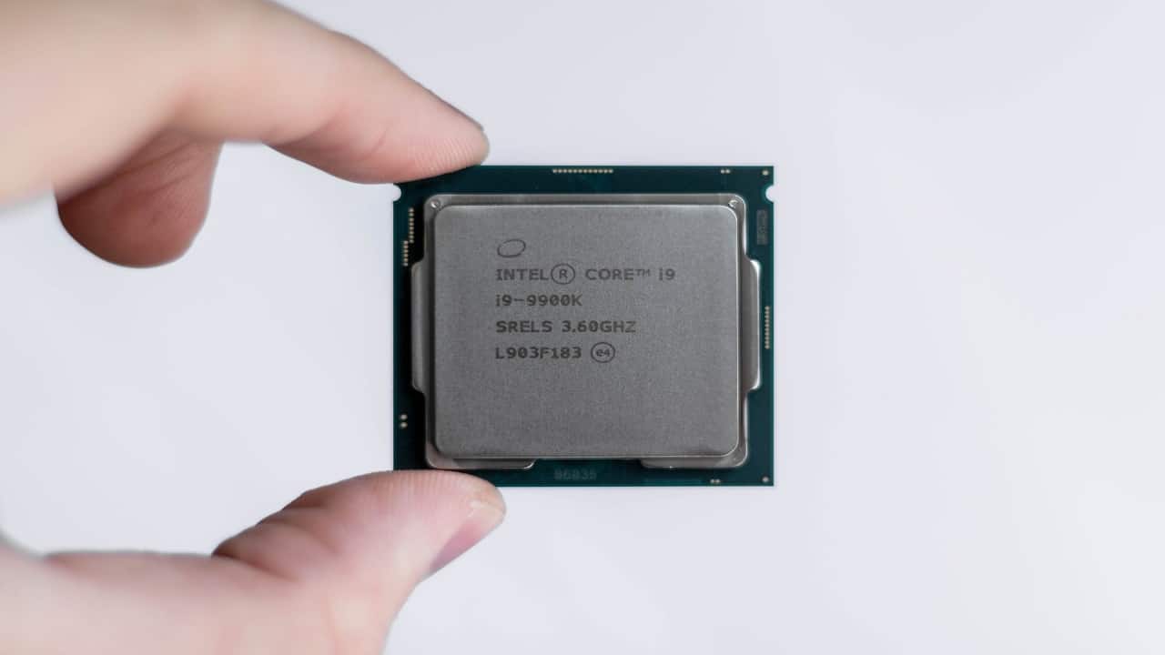 CPU in fingers